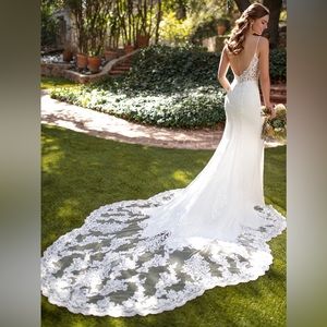 Essence of Australia Sexy Beach Sheath Wedding Dress w/ Dramatic Lace Train NEW